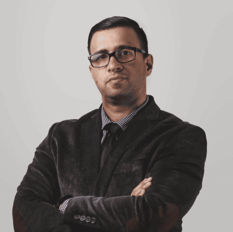 Alumnist Headshot
