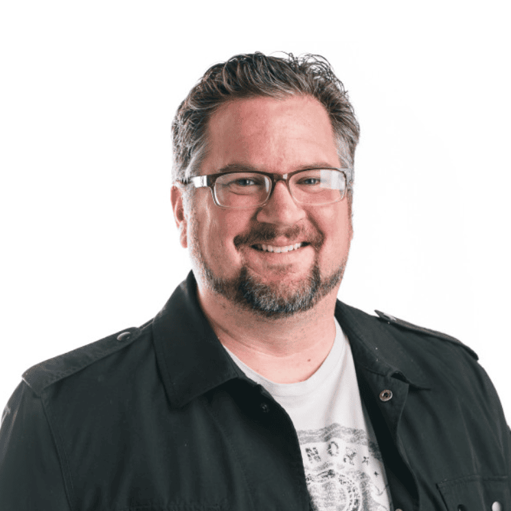 Alumnist Headshot